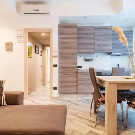 Apartament Bilocale Valtellina / Isola