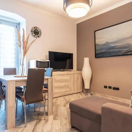 Apartament Bilocale Valtellina / Isola